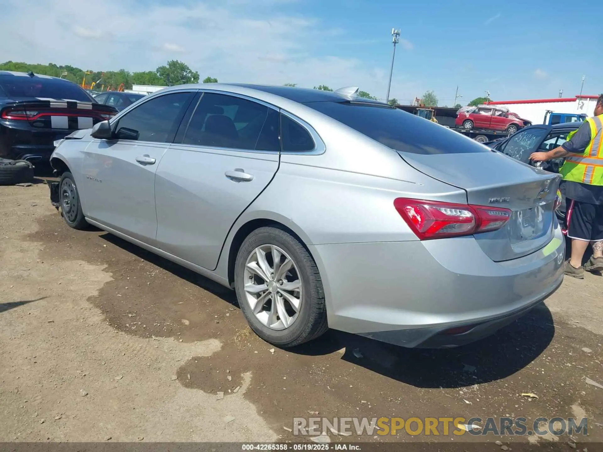 3 Photograph of a damaged car 1G1ZD5ST0KF120020 CHEVROLET MALIBU 2019