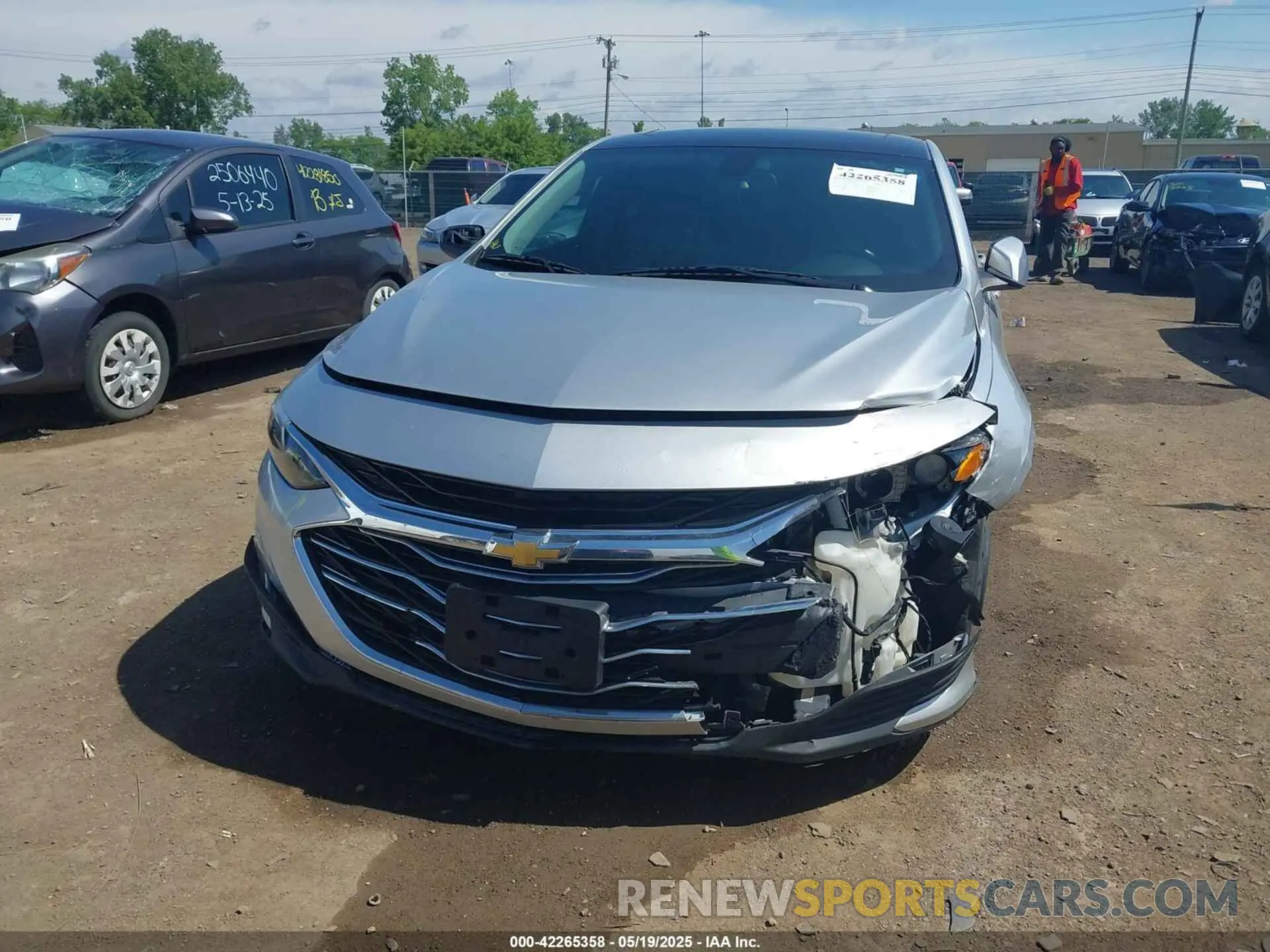 6 Photograph of a damaged car 1G1ZD5ST0KF120020 CHEVROLET MALIBU 2019