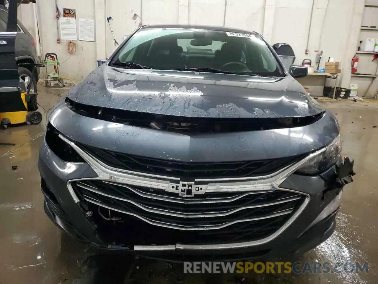 5 Photograph of a damaged car 1G1ZD5ST0KF121961 CHEVROLET MALIBU 2019