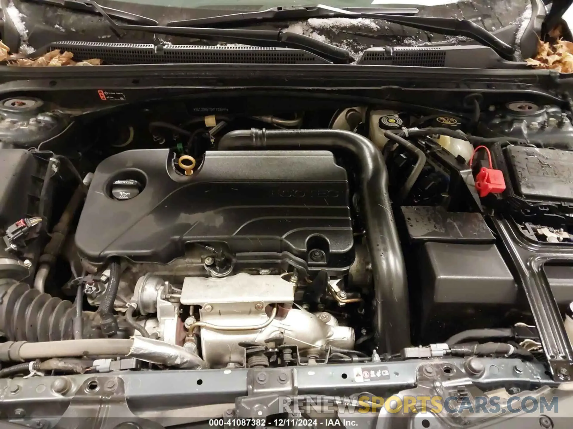 10 Photograph of a damaged car 1G1ZD5ST0KF128599 CHEVROLET MALIBU 2019