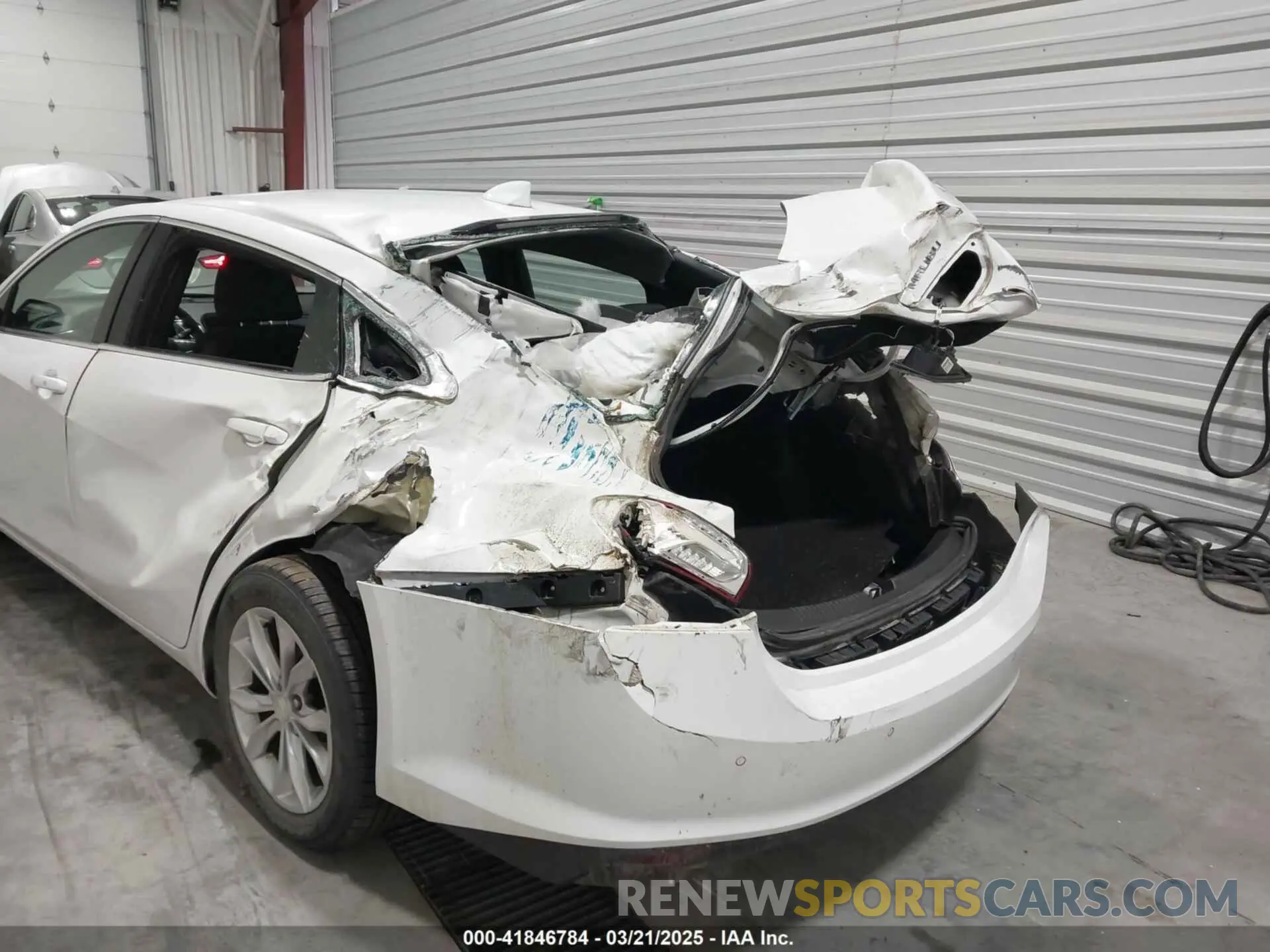 6 Photograph of a damaged car 1G1ZD5ST0KF129686 CHEVROLET MALIBU 2019