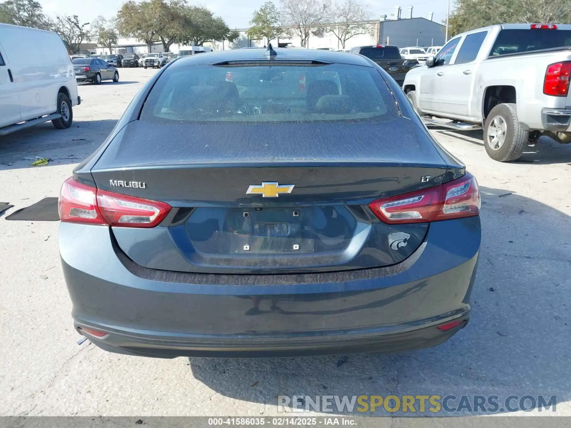 16 Photograph of a damaged car 1G1ZD5ST0KF140137 CHEVROLET MALIBU 2019