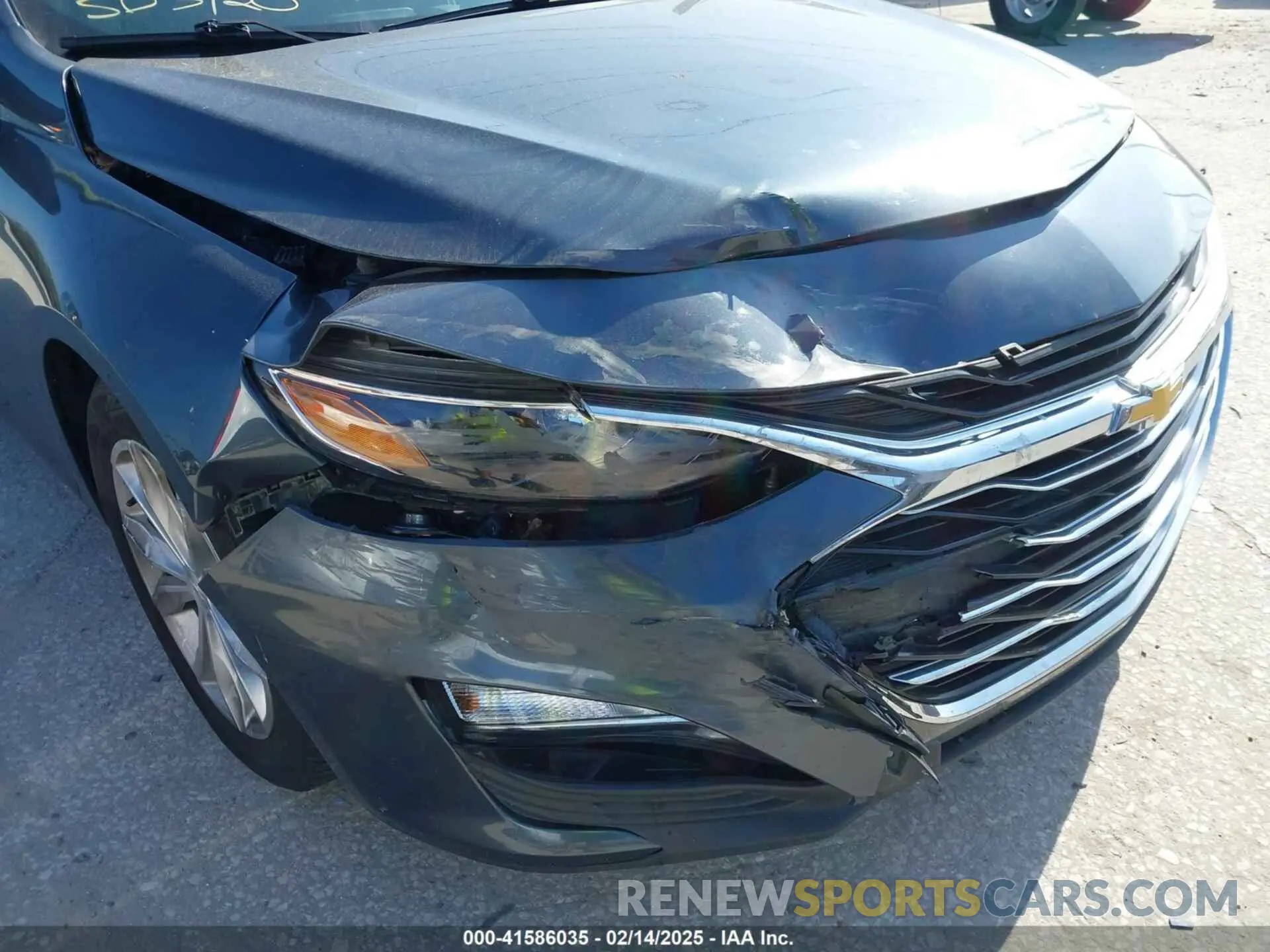6 Photograph of a damaged car 1G1ZD5ST0KF140137 CHEVROLET MALIBU 2019