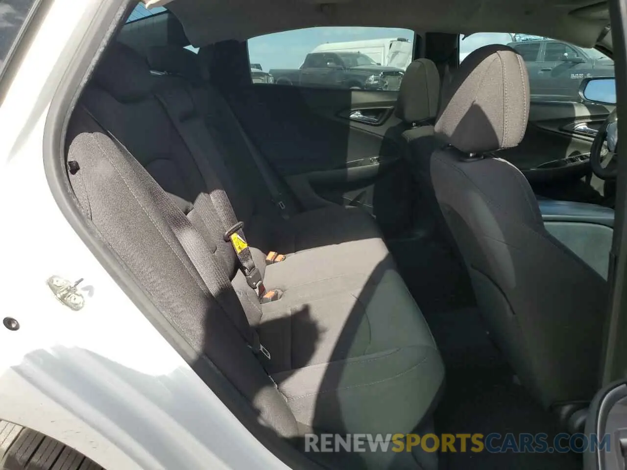 10 Photograph of a damaged car 1G1ZD5ST0KF144768 CHEVROLET MALIBU 2019