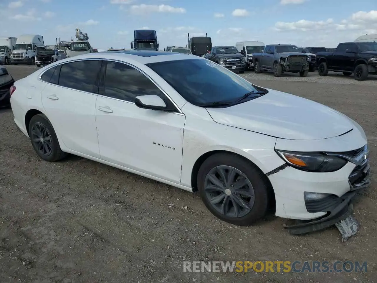 4 Photograph of a damaged car 1G1ZD5ST0KF144768 CHEVROLET MALIBU 2019