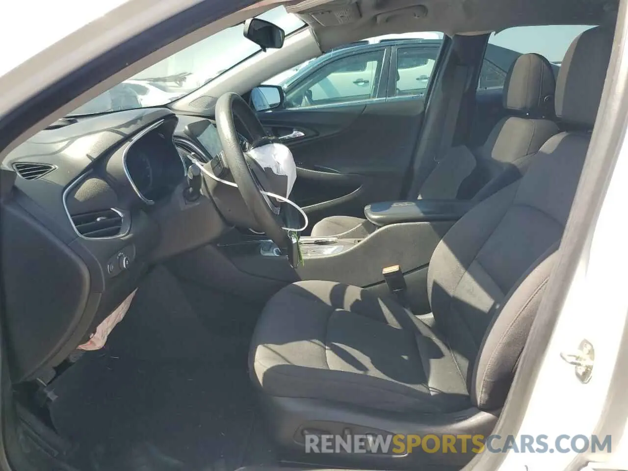 7 Photograph of a damaged car 1G1ZD5ST0KF144768 CHEVROLET MALIBU 2019