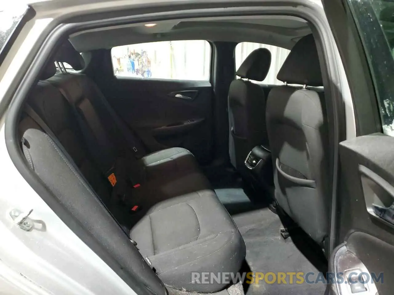 10 Photograph of a damaged car 1G1ZD5ST0KF175146 CHEVROLET MALIBU 2019