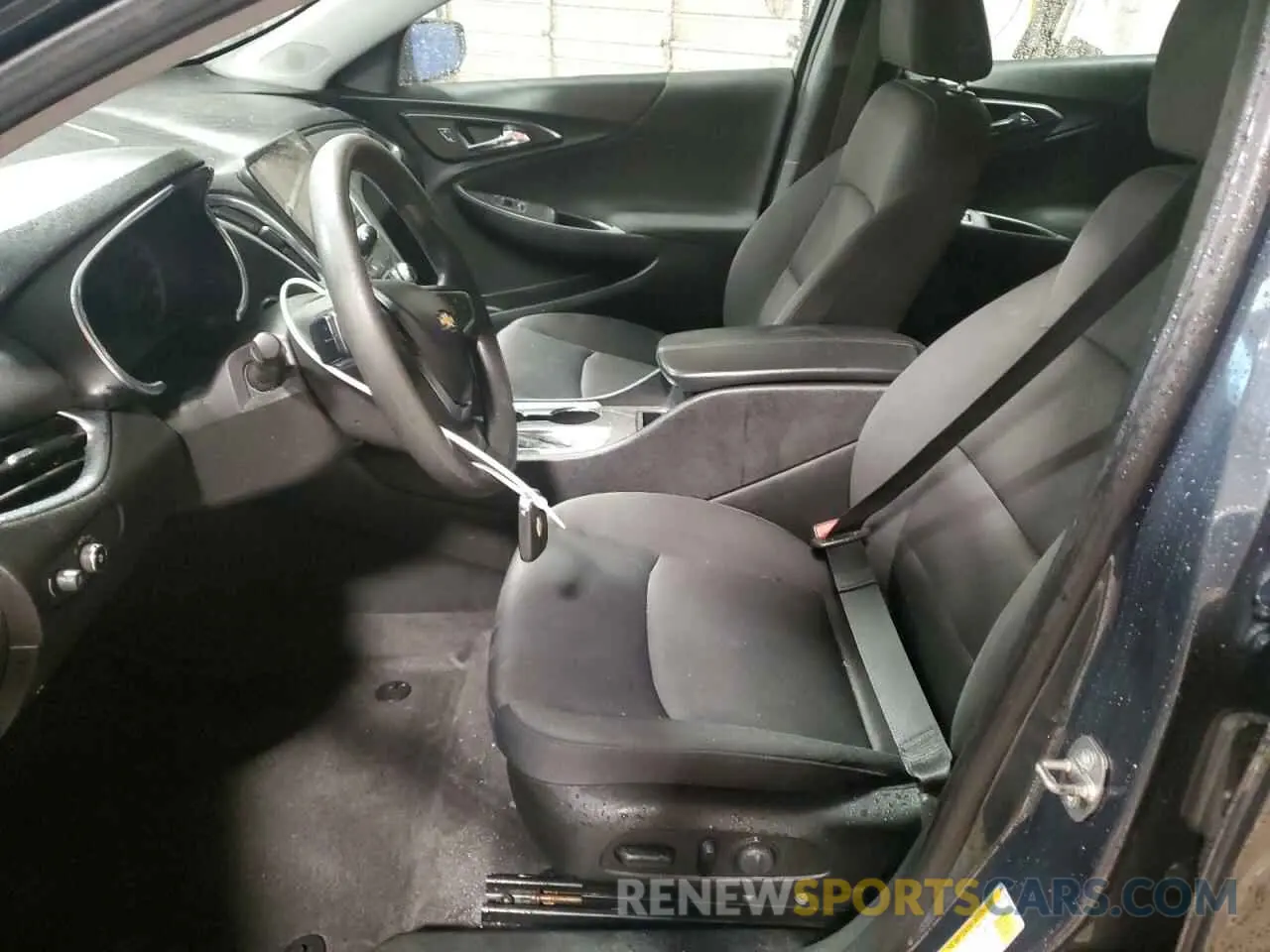 7 Photograph of a damaged car 1G1ZD5ST0KF207870 CHEVROLET MALIBU 2019