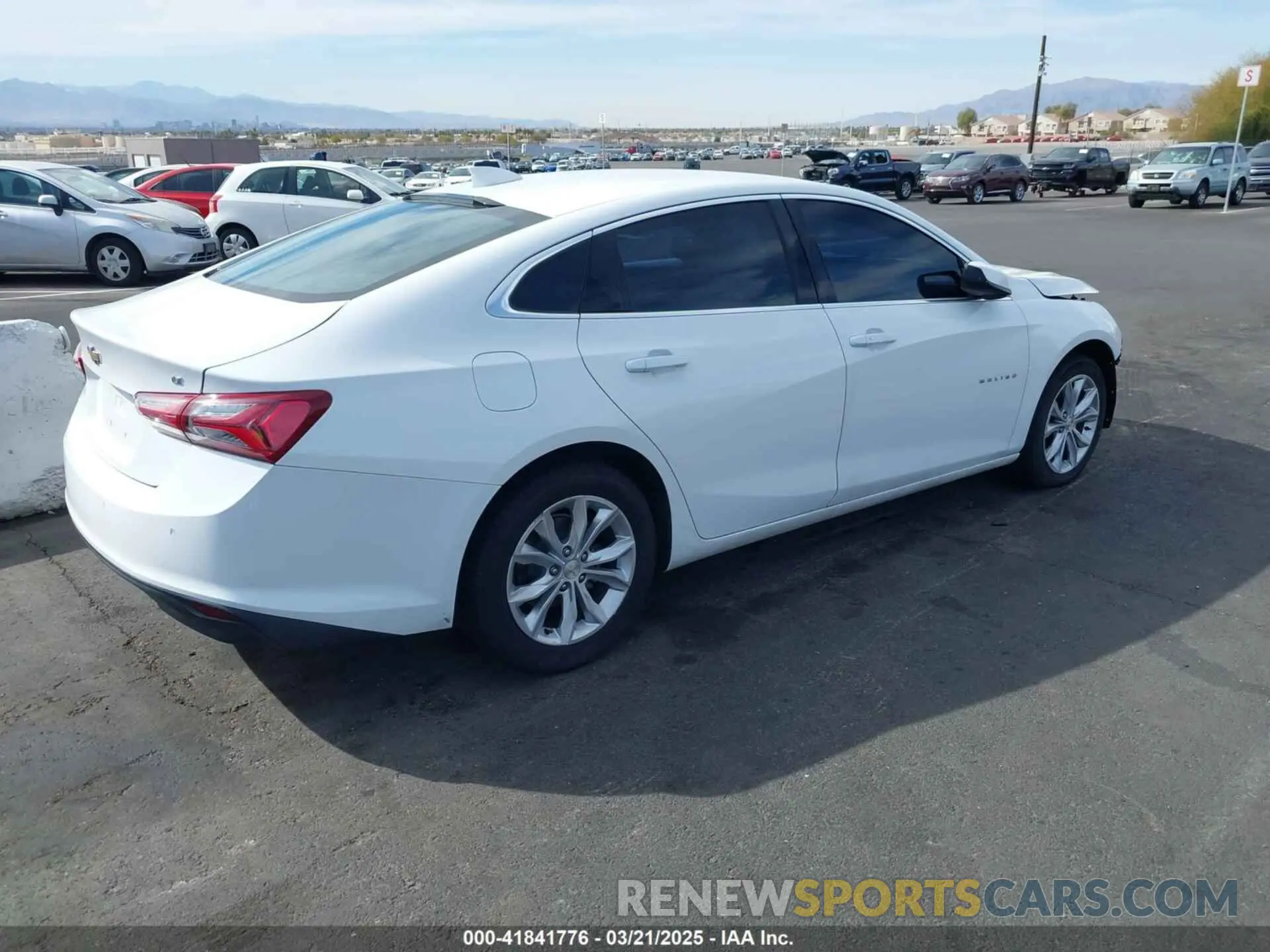 4 Photograph of a damaged car 1G1ZD5ST0KF225964 CHEVROLET MALIBU 2019