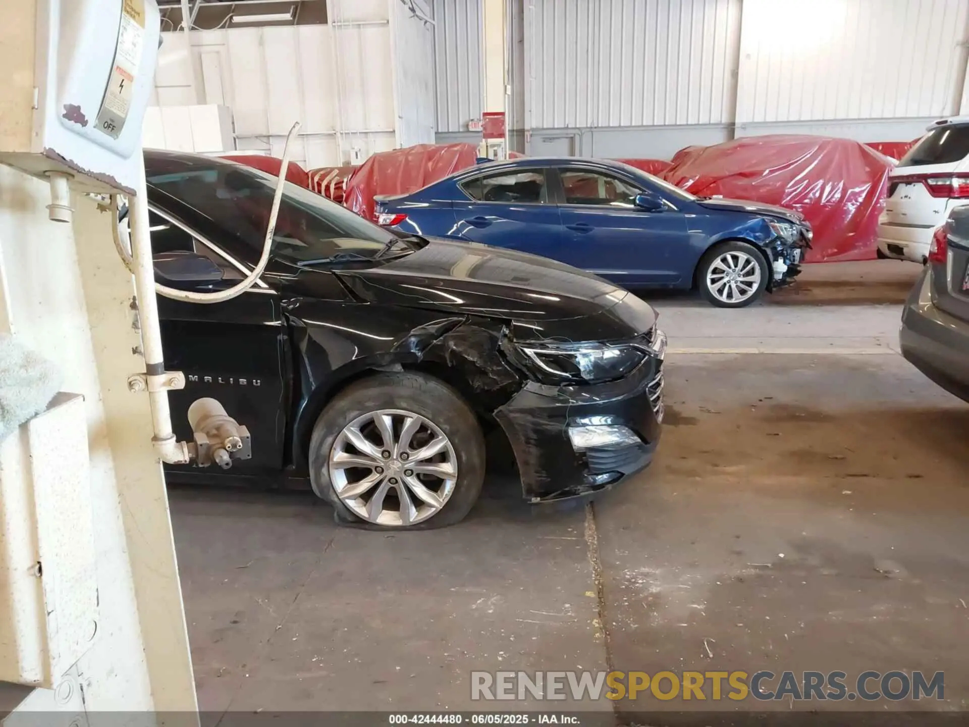 13 Photograph of a damaged car 1G1ZD5ST1KF114260 CHEVROLET MALIBU 2019