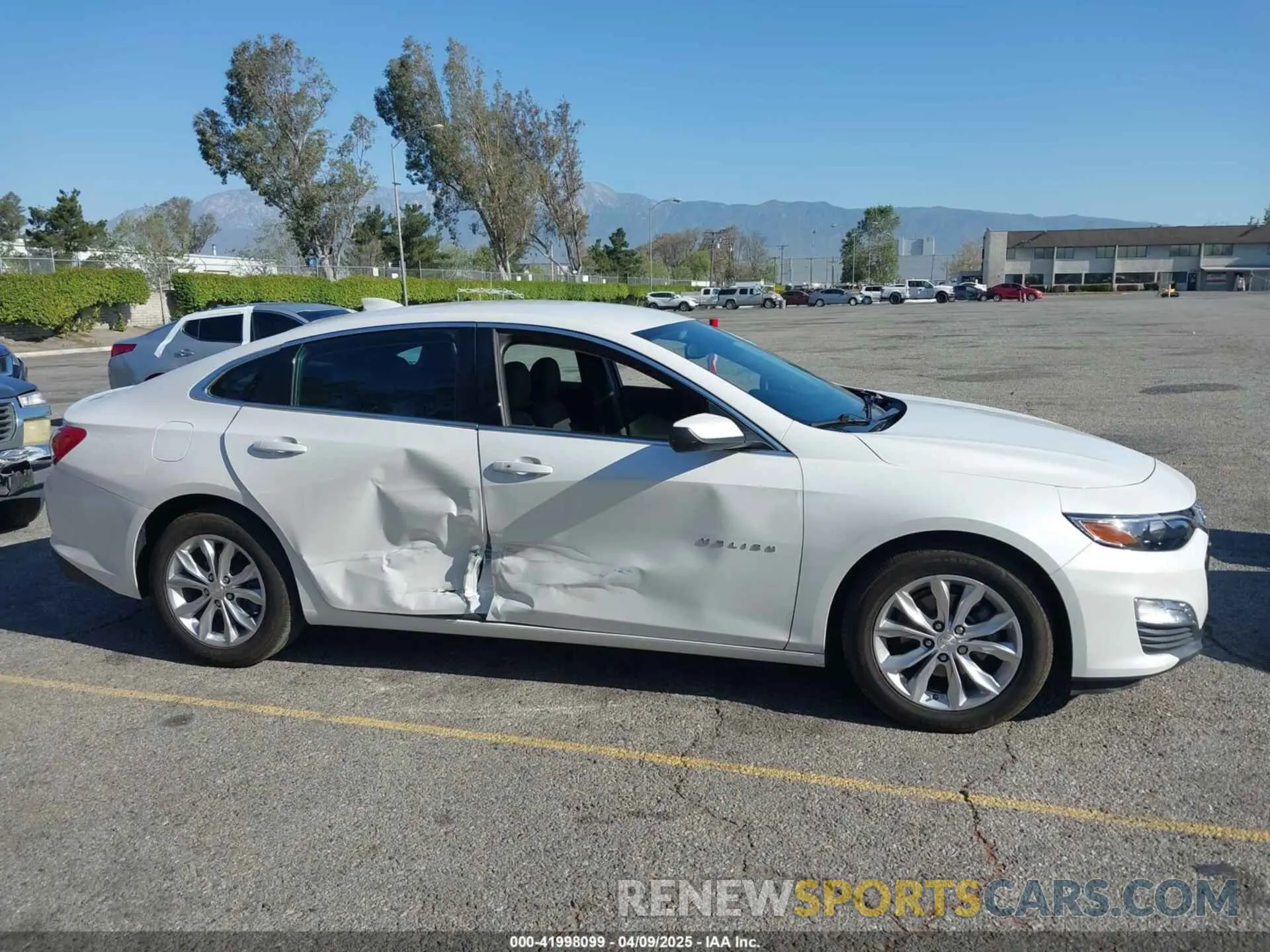 13 Photograph of a damaged car 1G1ZD5ST1KF115201 CHEVROLET MALIBU 2019