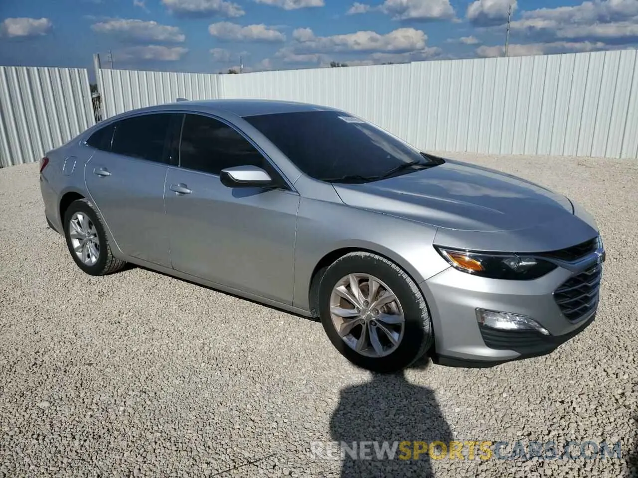 4 Photograph of a damaged car 1G1ZD5ST1KF117269 CHEVROLET MALIBU 2019