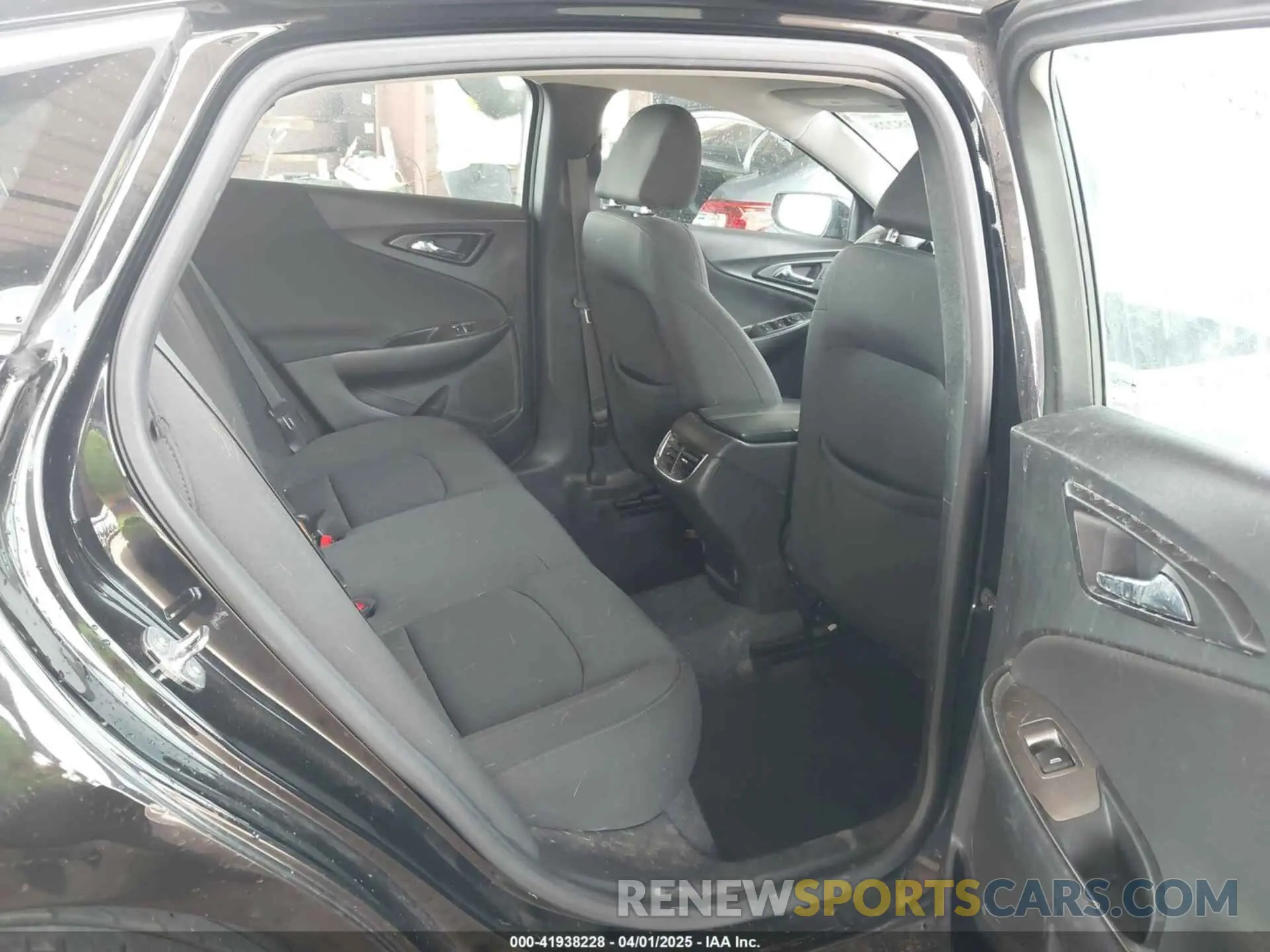 8 Photograph of a damaged car 1G1ZD5ST1KF159991 CHEVROLET MALIBU 2019