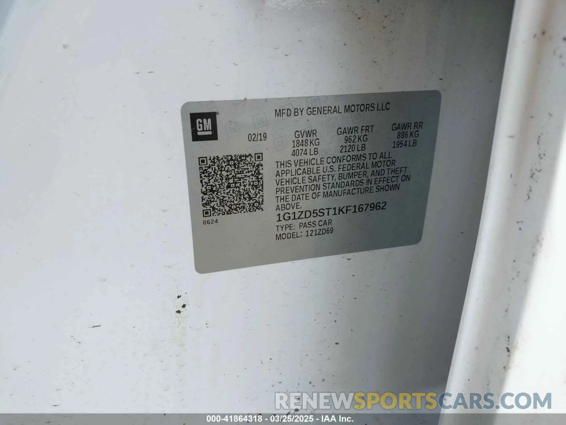 9 Photograph of a damaged car 1G1ZD5ST1KF167962 CHEVROLET MALIBU 2019