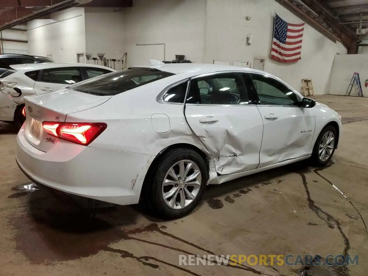 3 Photograph of a damaged car 1G1ZD5ST1KF215220 CHEVROLET MALIBU 2019