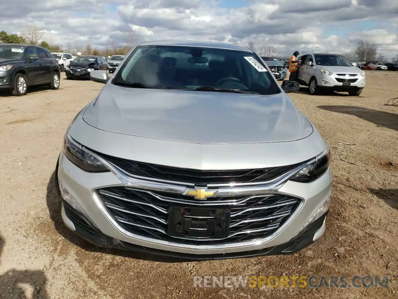 5 Photograph of a damaged car 1G1ZD5ST1KF215556 CHEVROLET MALIBU 2019