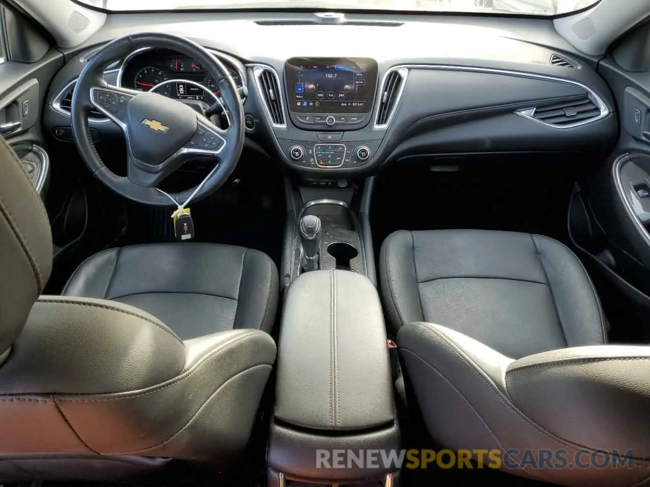 8 Photograph of a damaged car 1G1ZD5ST2KF144867 CHEVROLET MALIBU 2019