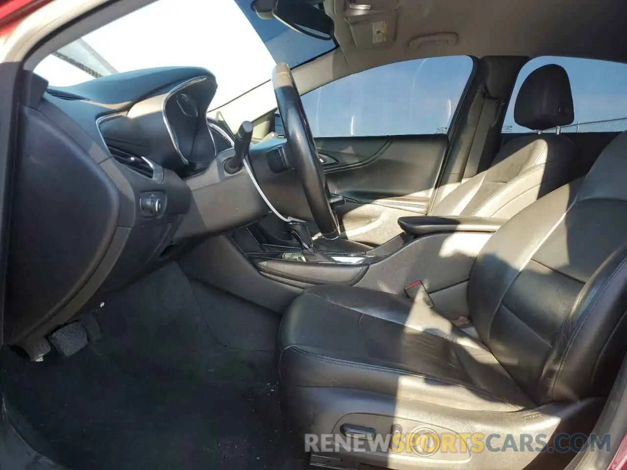 7 Photograph of a damaged car 1G1ZD5ST2KF156453 CHEVROLET MALIBU 2019