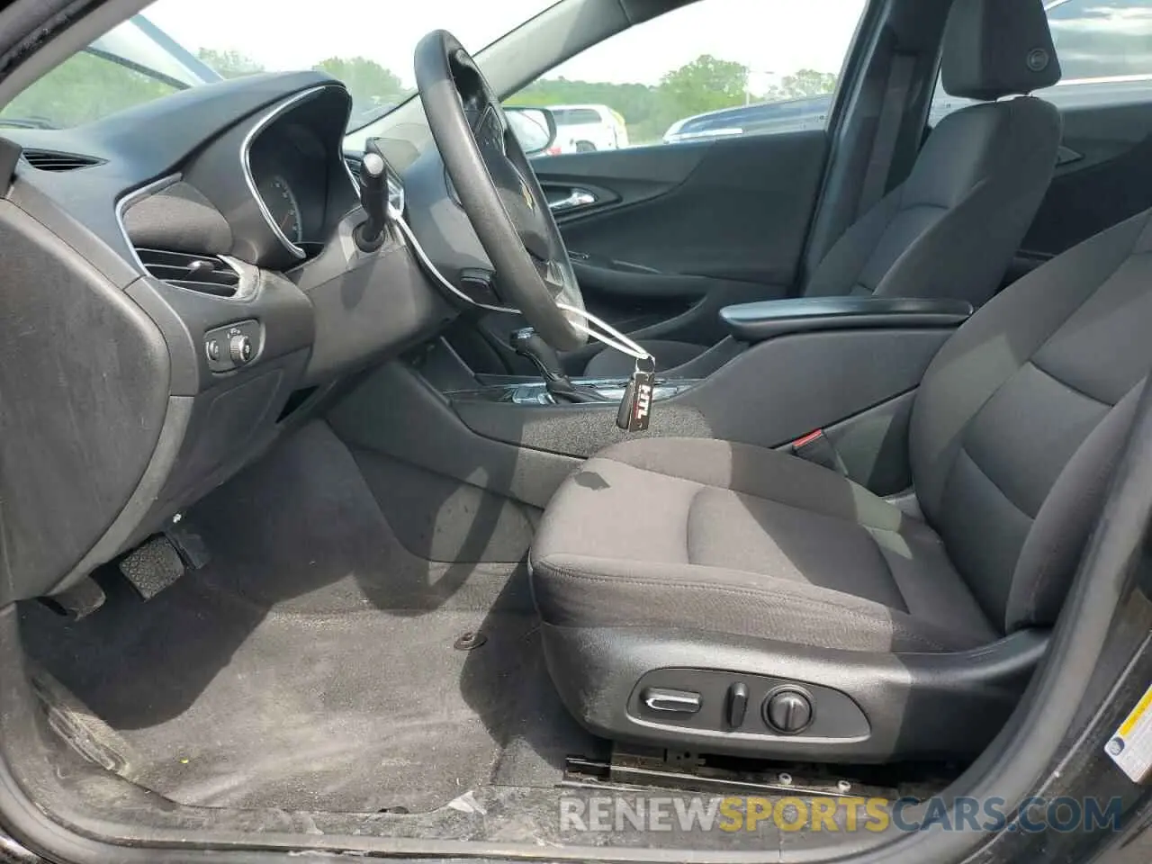 7 Photograph of a damaged car 1G1ZD5ST2KF175374 CHEVROLET MALIBU 2019