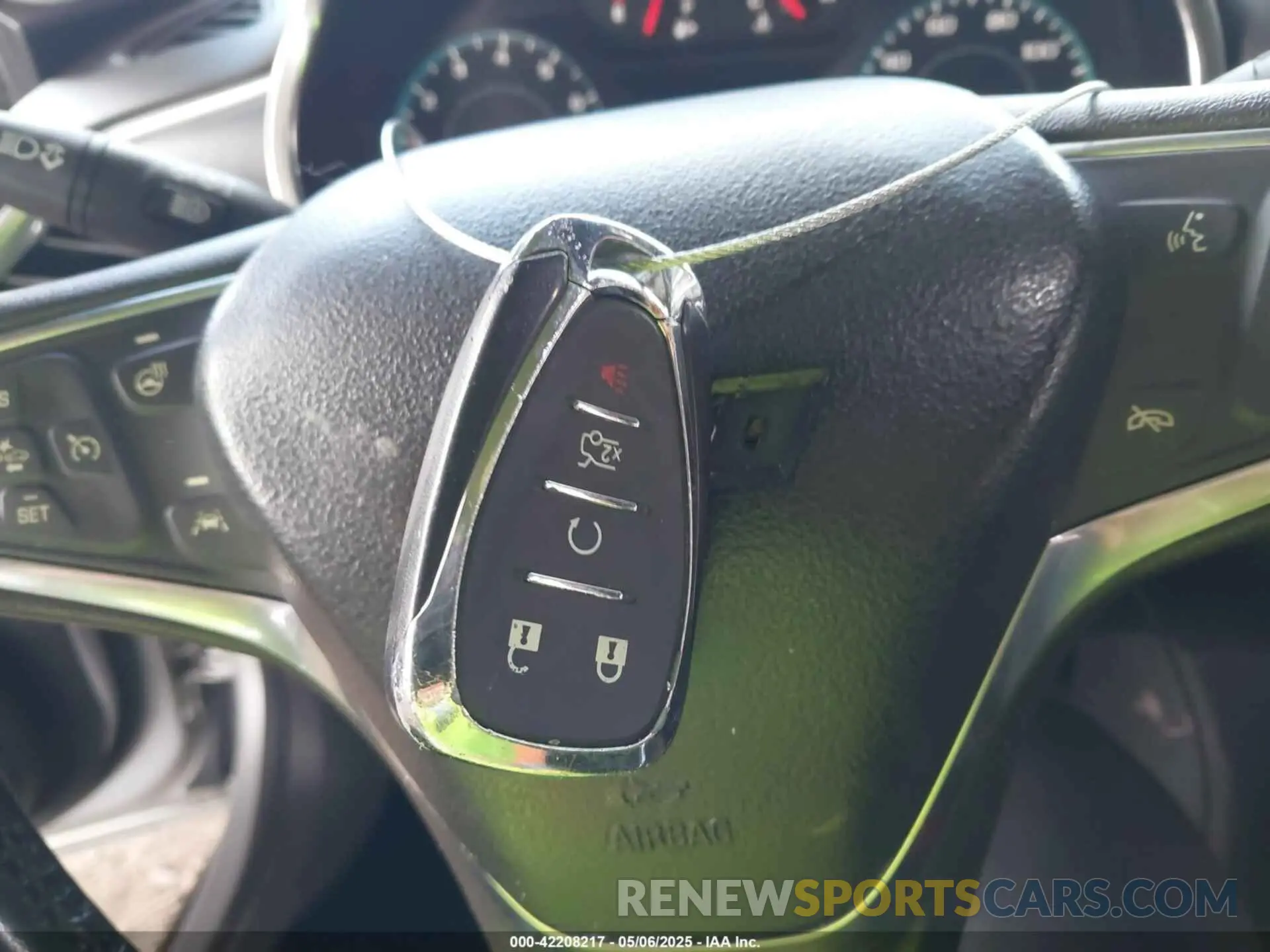 11 Photograph of a damaged car 1G1ZD5ST2KF204145 CHEVROLET MALIBU 2019