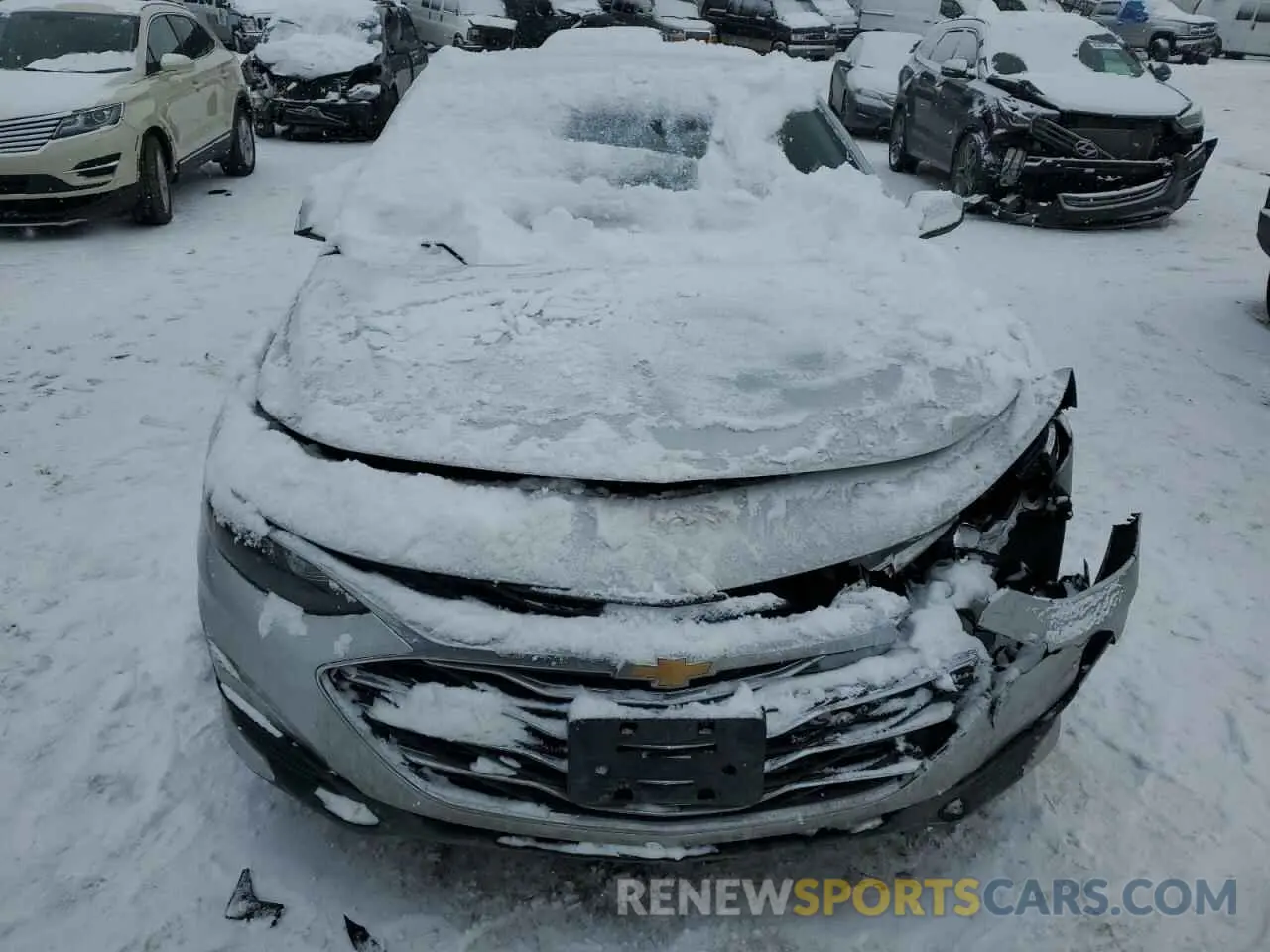 5 Photograph of a damaged car 1G1ZD5ST2KF207305 CHEVROLET MALIBU 2019