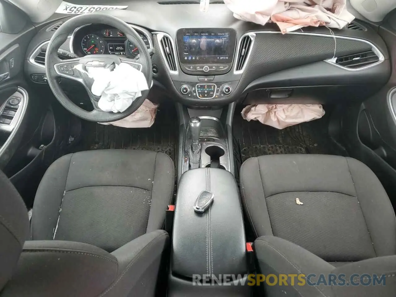 8 Photograph of a damaged car 1G1ZD5ST2KF207305 CHEVROLET MALIBU 2019
