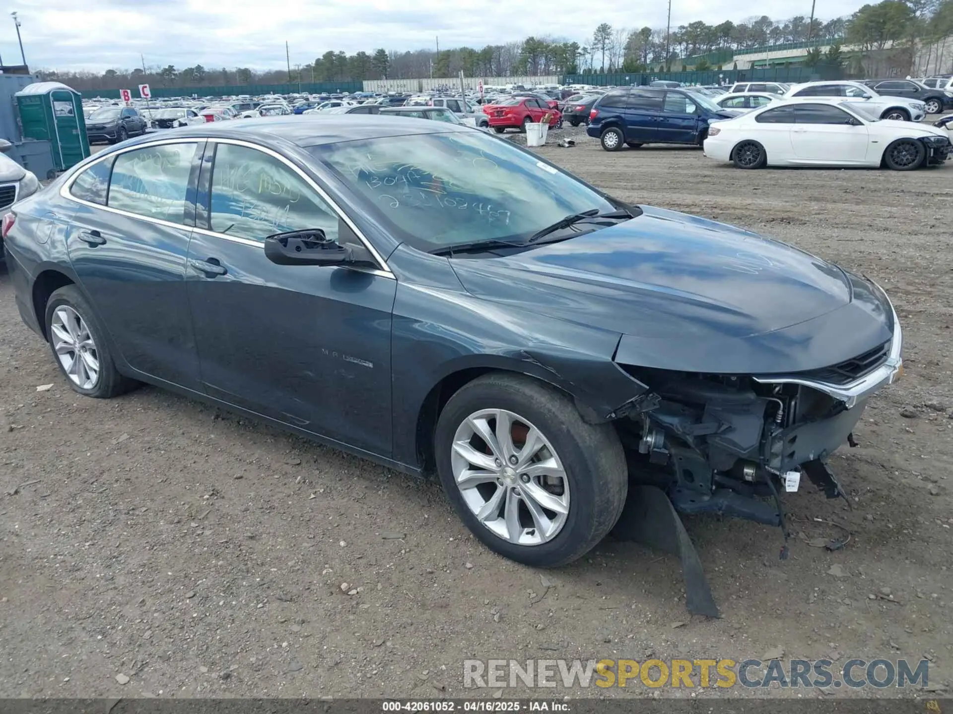1 Photograph of a damaged car 1G1ZD5ST2KF213153 CHEVROLET MALIBU 2019