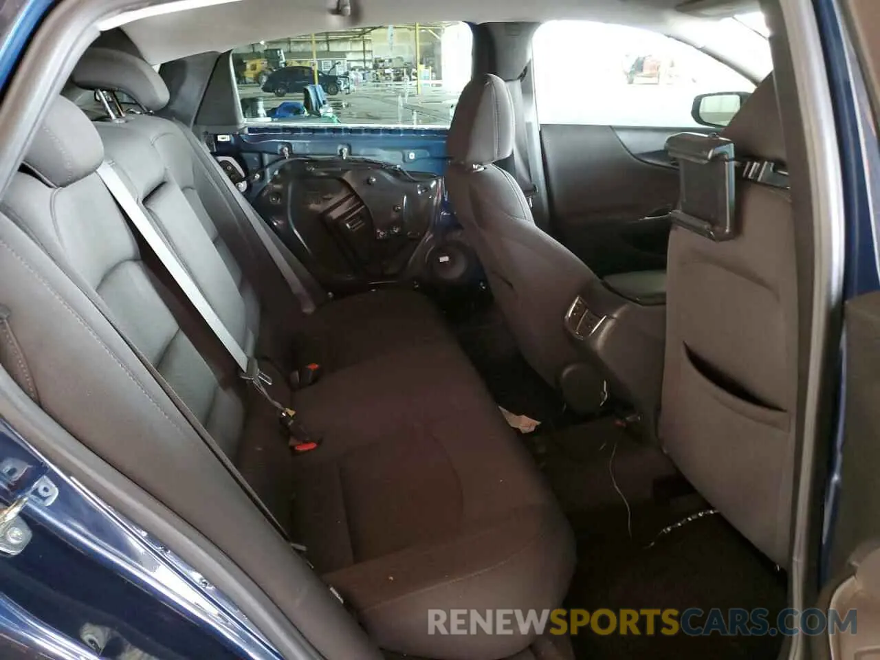 10 Photograph of a damaged car 1G1ZD5ST2KF222581 CHEVROLET MALIBU 2019