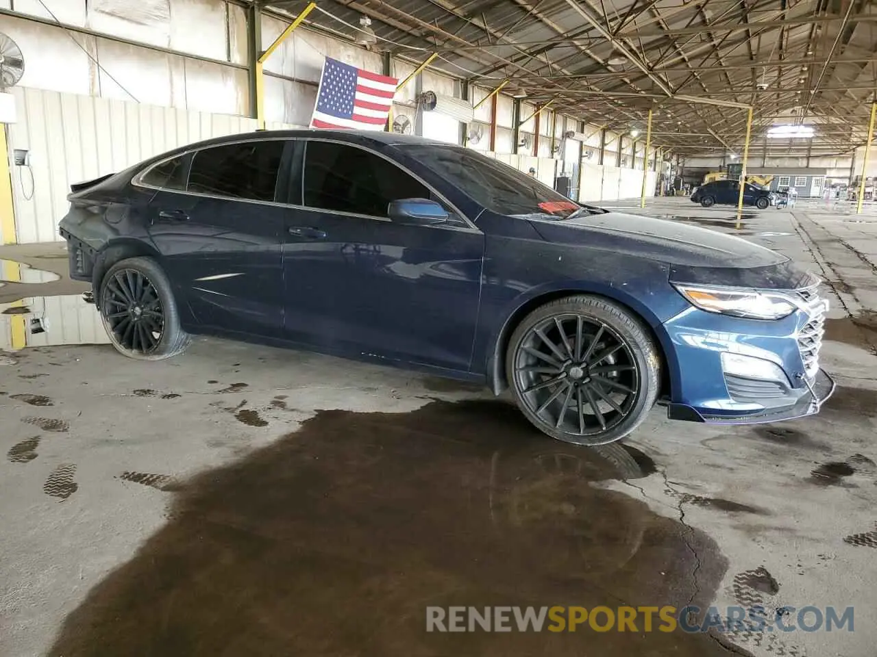 4 Photograph of a damaged car 1G1ZD5ST2KF222581 CHEVROLET MALIBU 2019