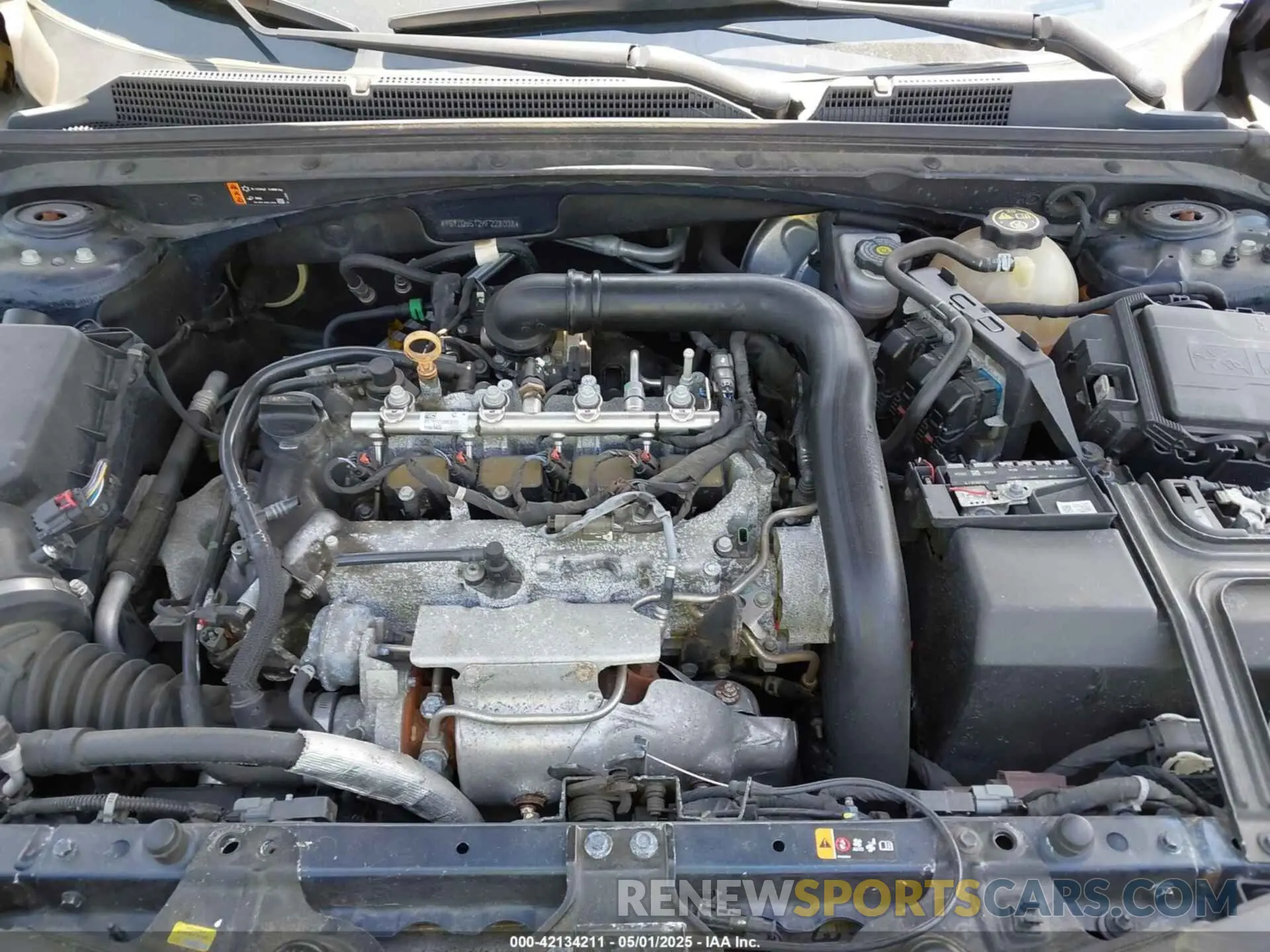 10 Photograph of a damaged car 1G1ZD5ST2KF228008 CHEVROLET MALIBU 2019