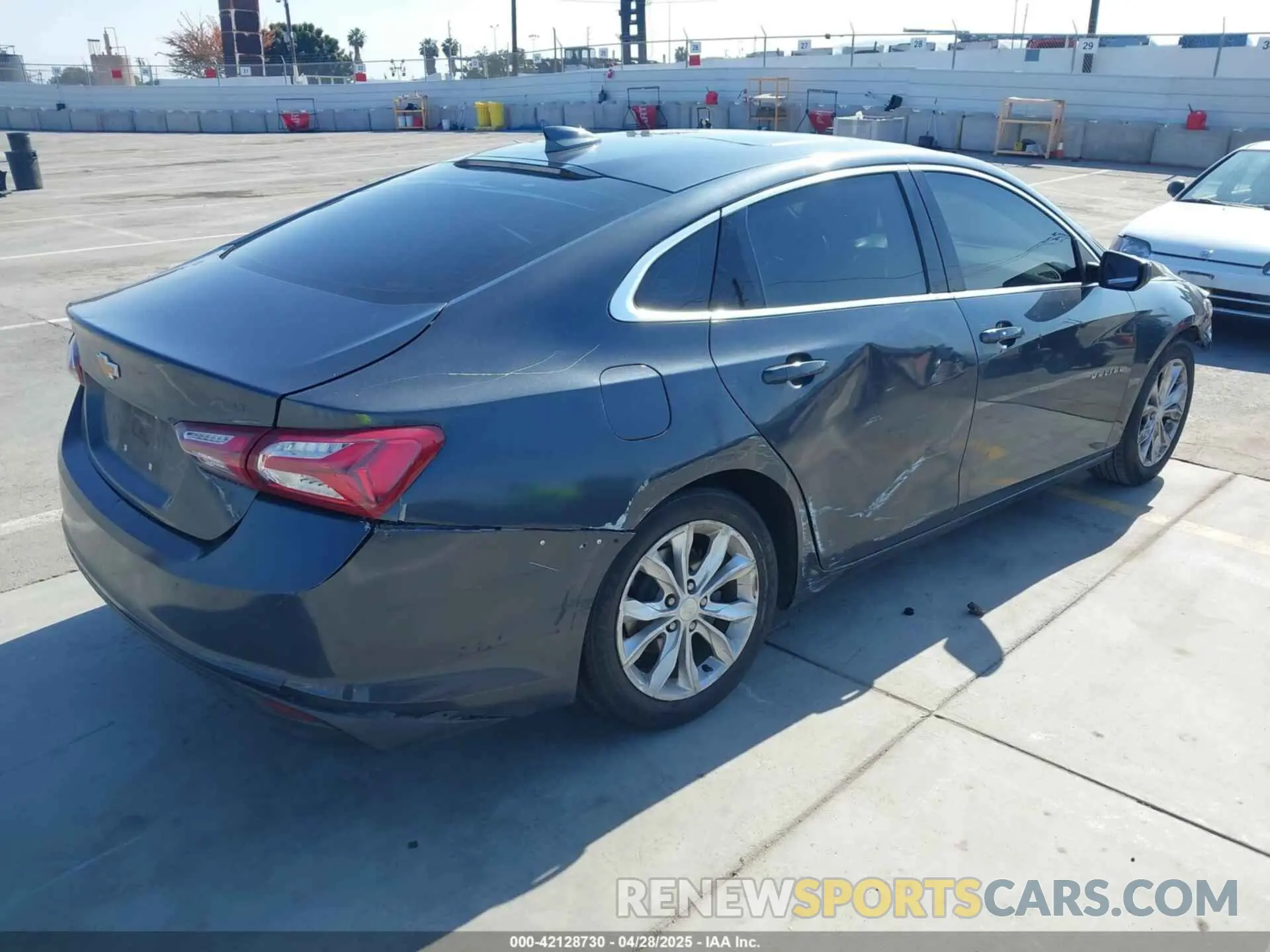 4 Photograph of a damaged car 1G1ZD5ST3KF108458 CHEVROLET MALIBU 2019