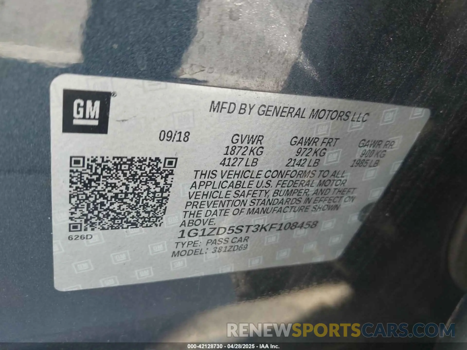 9 Photograph of a damaged car 1G1ZD5ST3KF108458 CHEVROLET MALIBU 2019
