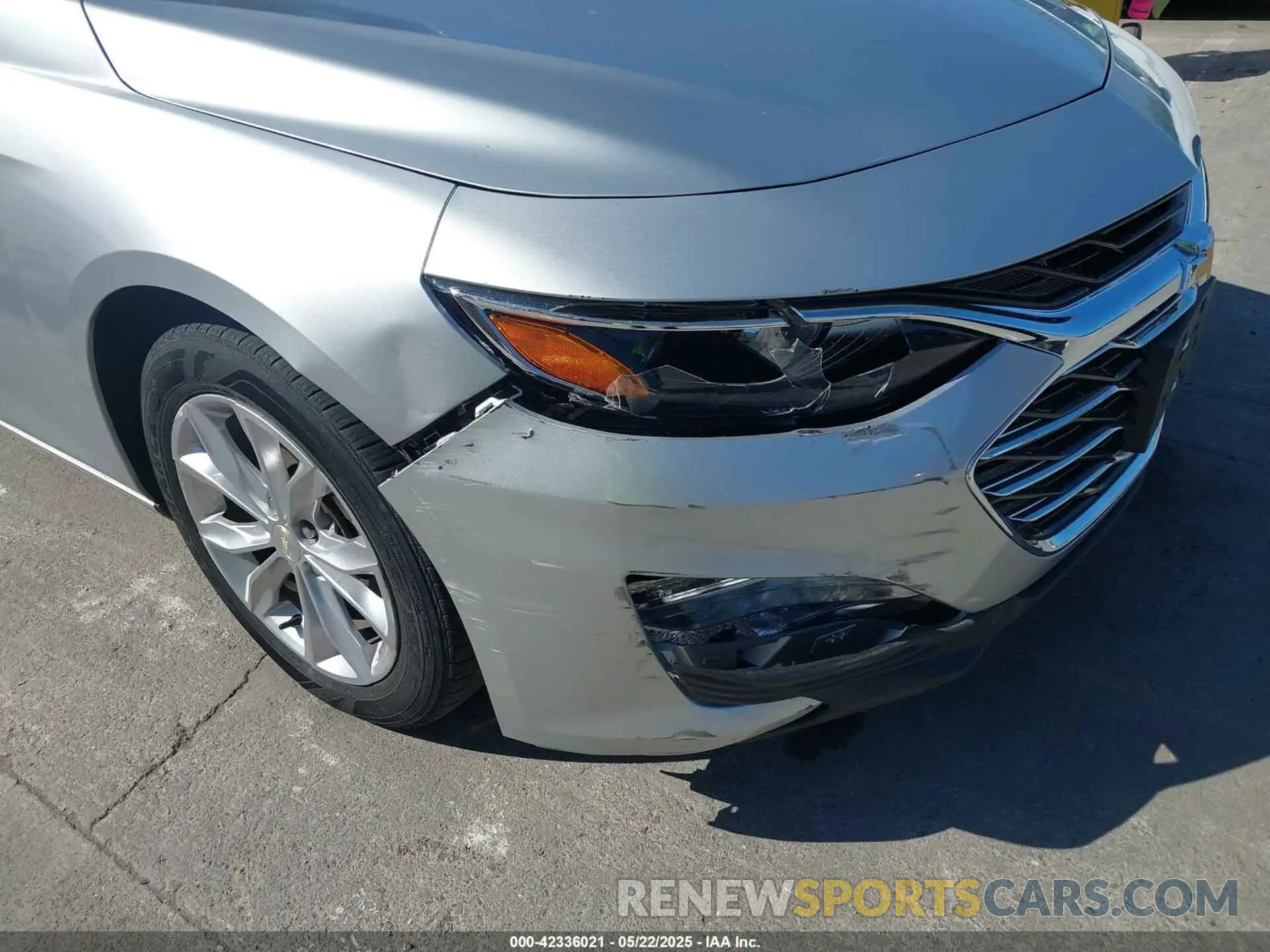 6 Photograph of a damaged car 1G1ZD5ST3KF108802 CHEVROLET MALIBU 2019