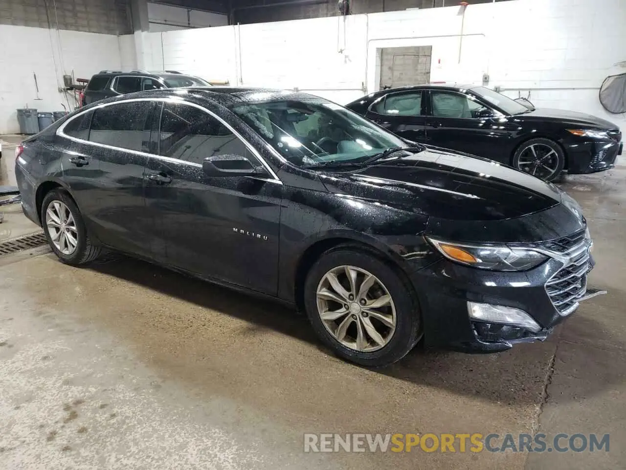 4 Photograph of a damaged car 1G1ZD5ST3KF112784 CHEVROLET MALIBU 2019