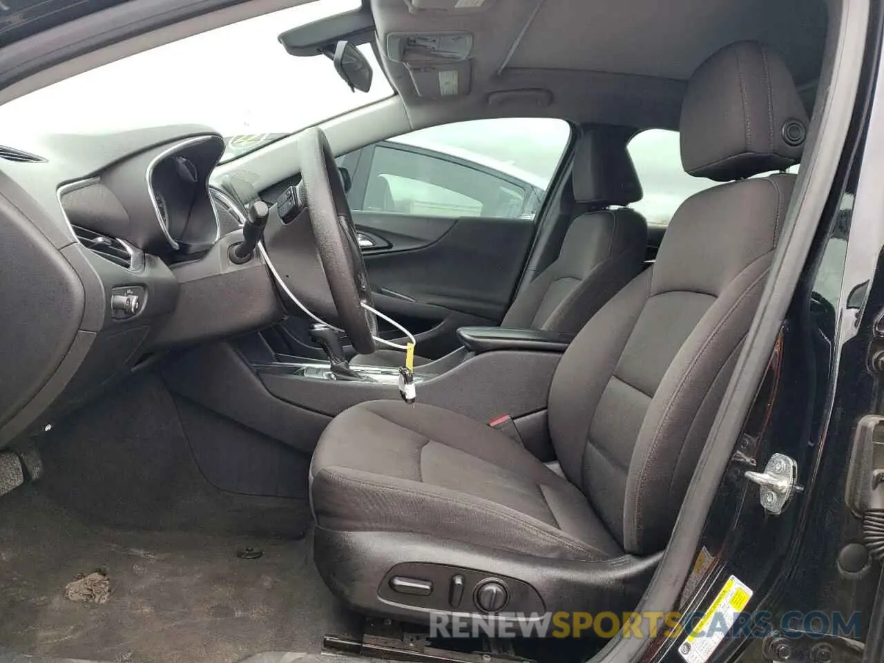 7 Photograph of a damaged car 1G1ZD5ST3KF112784 CHEVROLET MALIBU 2019