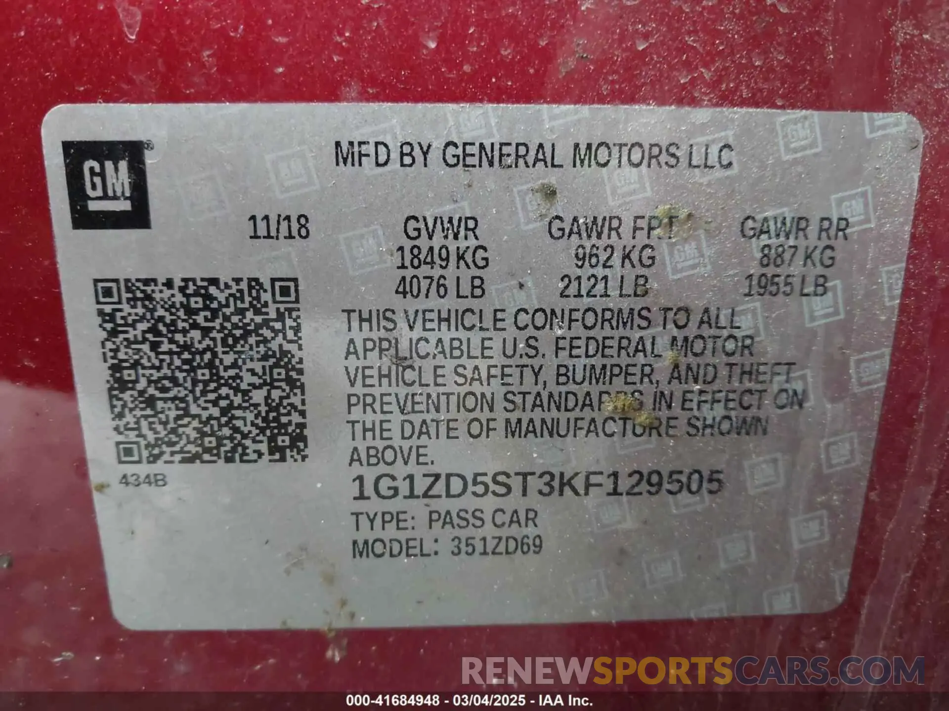 9 Photograph of a damaged car 1G1ZD5ST3KF129505 CHEVROLET MALIBU 2019