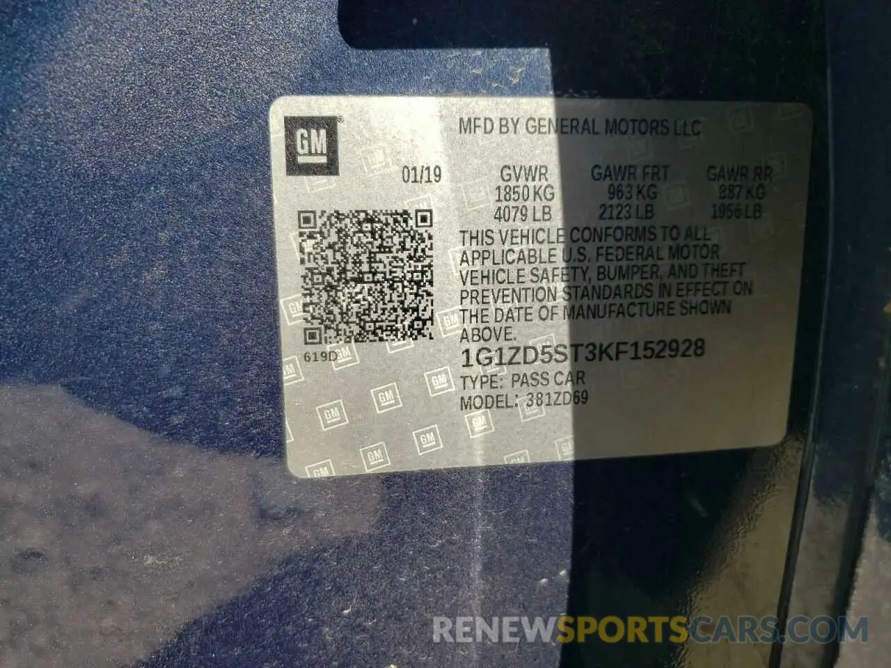 13 Photograph of a damaged car 1G1ZD5ST3KF152928 CHEVROLET MALIBU 2019