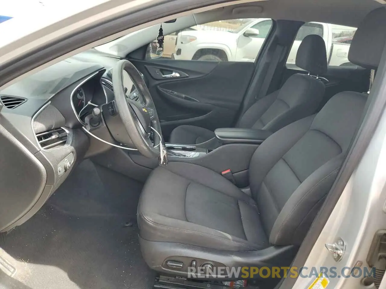7 Photograph of a damaged car 1G1ZD5ST3KF165078 CHEVROLET MALIBU 2019