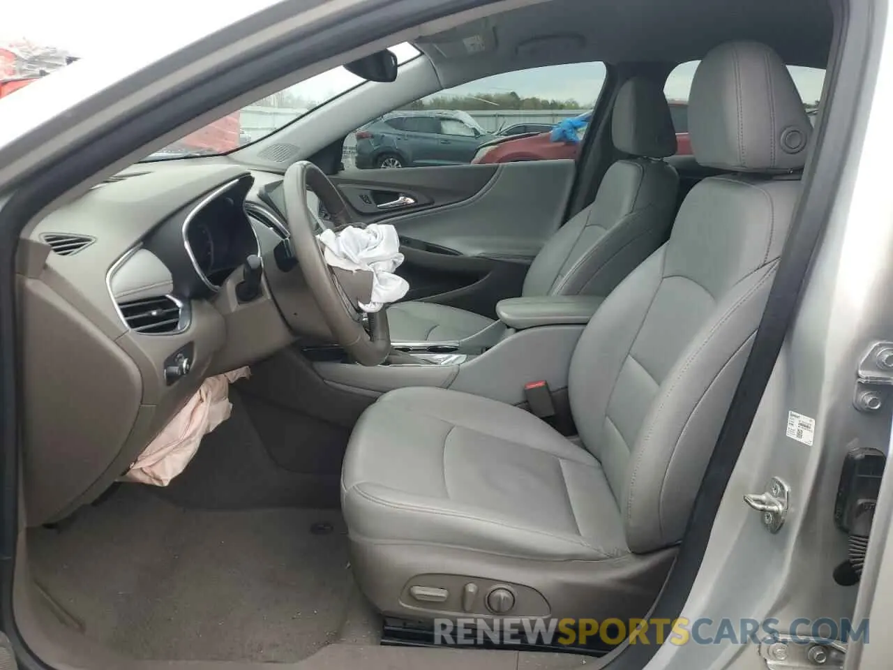 7 Photograph of a damaged car 1G1ZD5ST3KF169860 CHEVROLET MALIBU 2019