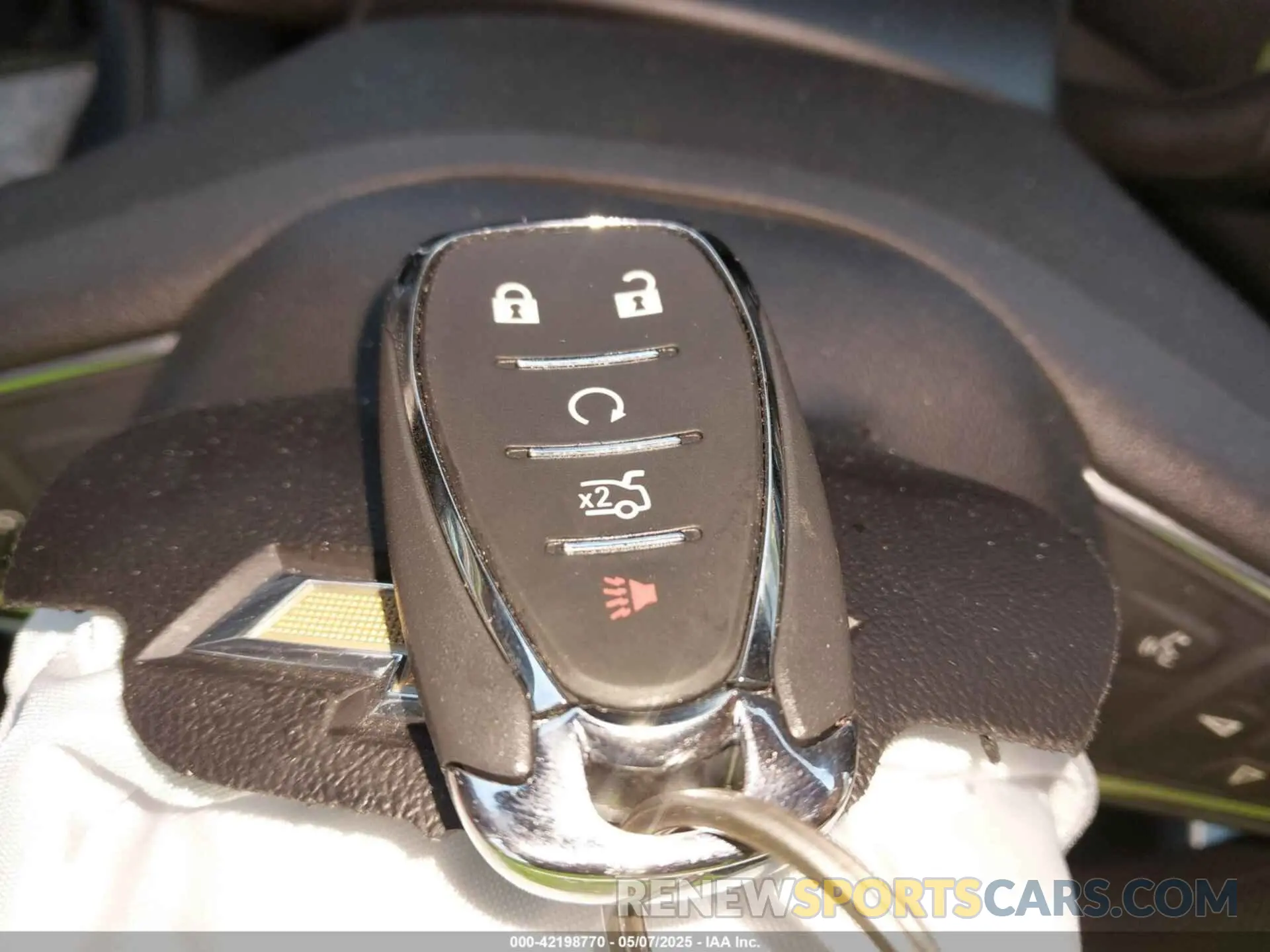 11 Photograph of a damaged car 1G1ZD5ST3KF192880 CHEVROLET MALIBU 2019