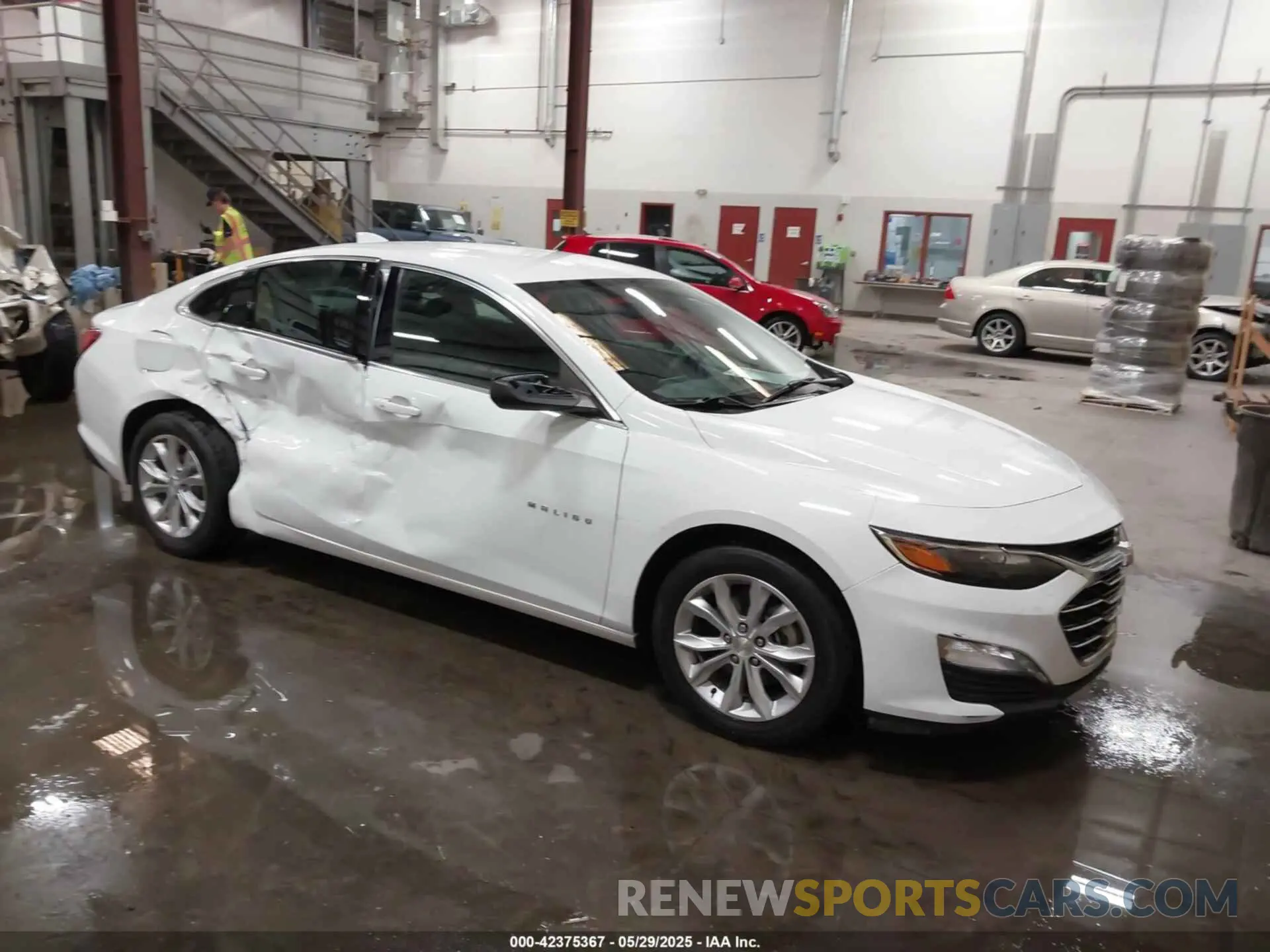 1 Photograph of a damaged car 1G1ZD5ST3KF215722 CHEVROLET MALIBU 2019