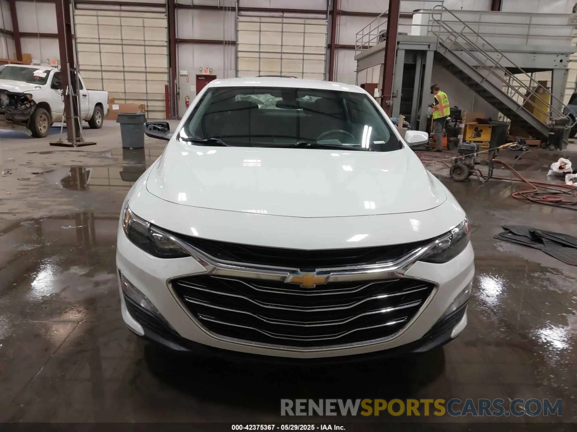 11 Photograph of a damaged car 1G1ZD5ST3KF215722 CHEVROLET MALIBU 2019