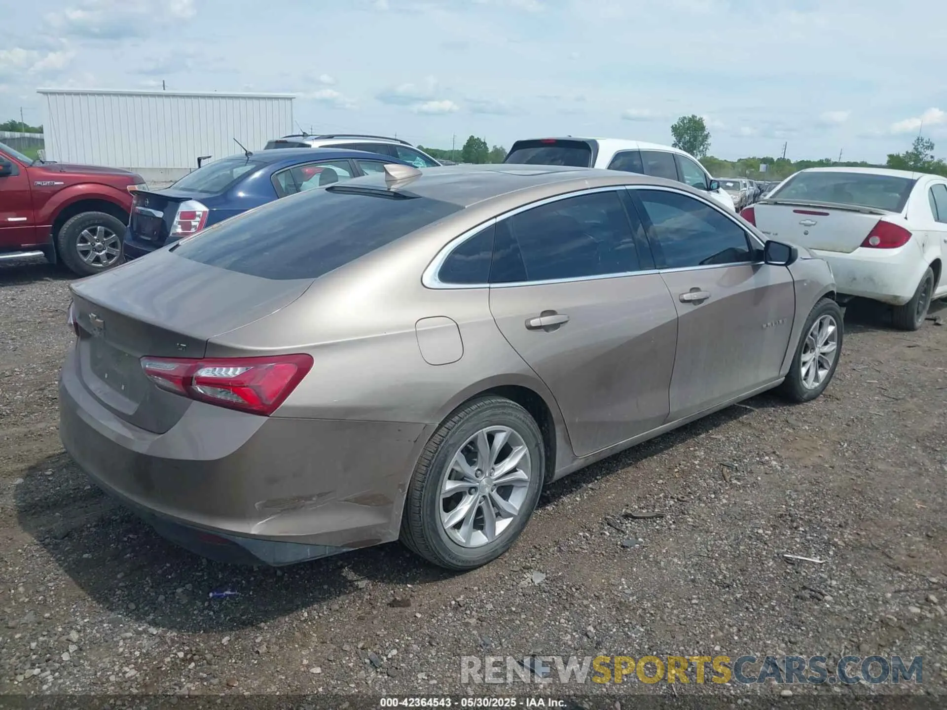 4 Photograph of a damaged car 1G1ZD5ST4KF112678 CHEVROLET MALIBU 2019