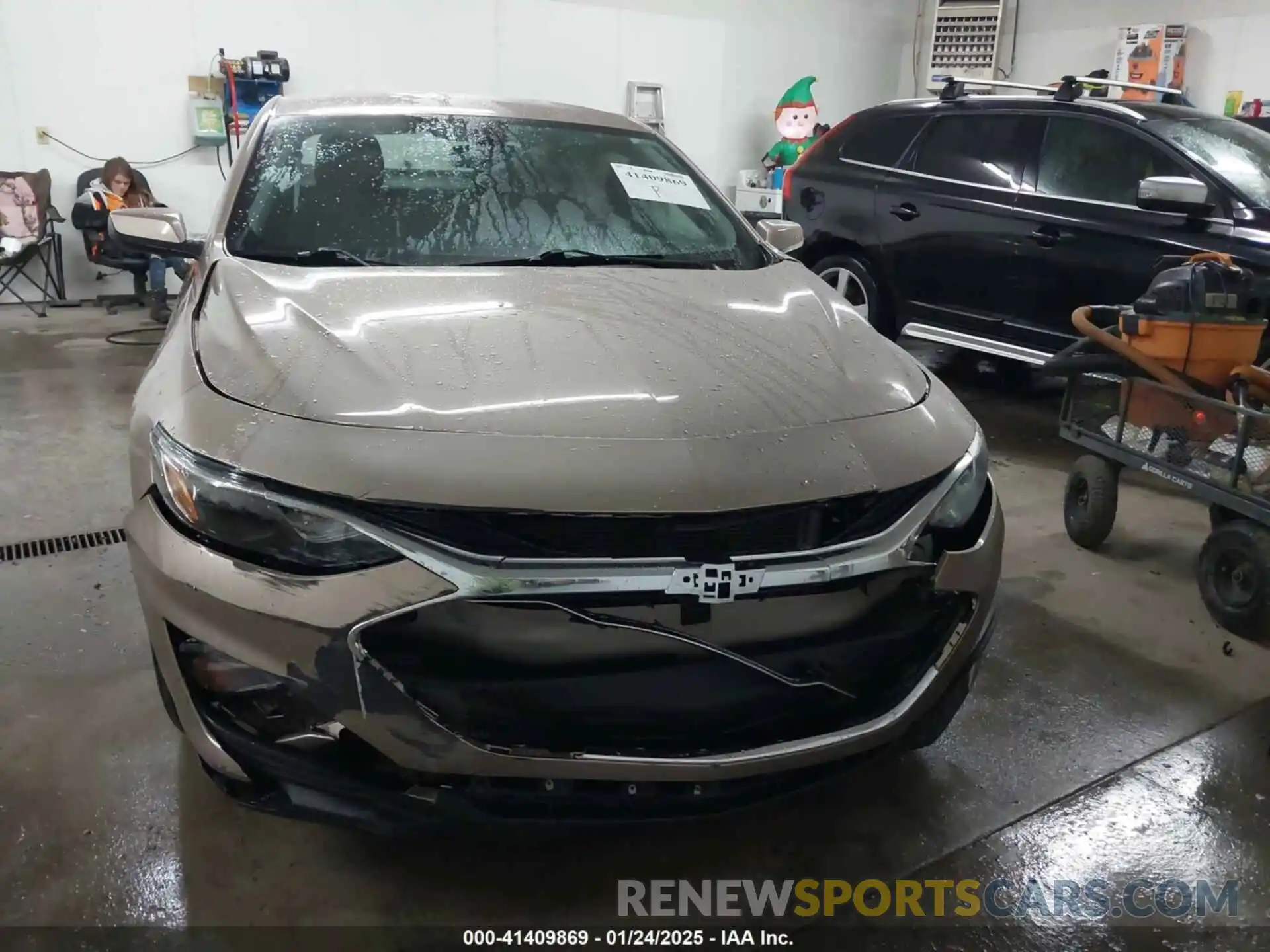 12 Photograph of a damaged car 1G1ZD5ST4KF122403 CHEVROLET MALIBU 2019