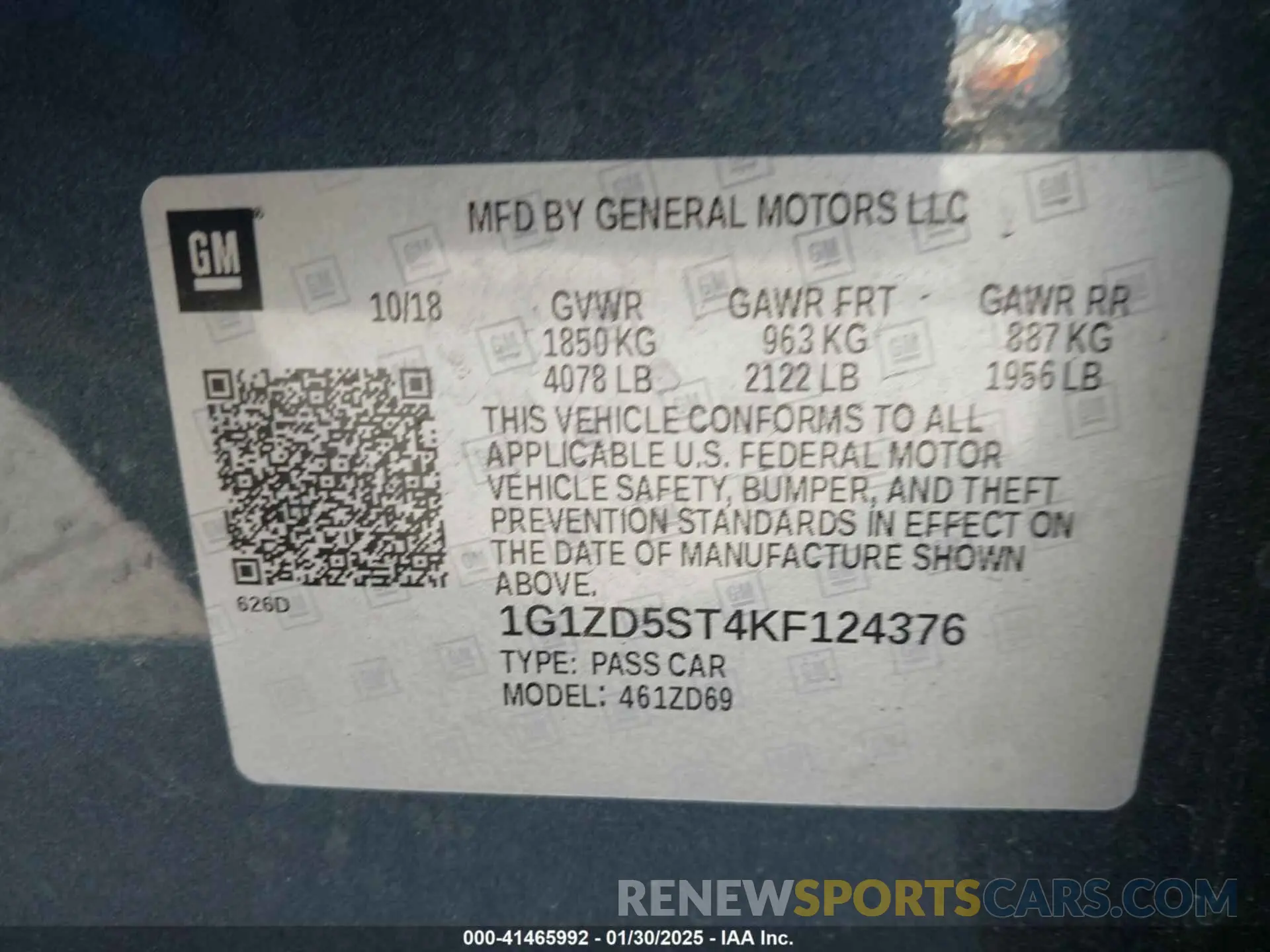9 Photograph of a damaged car 1G1ZD5ST4KF124376 CHEVROLET MALIBU 2019