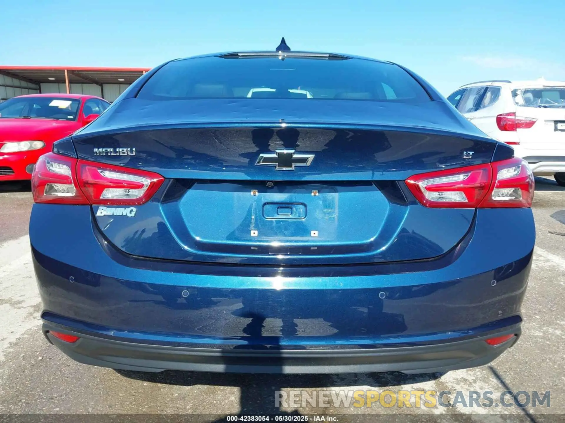 16 Photograph of a damaged car 1G1ZD5ST4KF128377 CHEVROLET MALIBU 2019