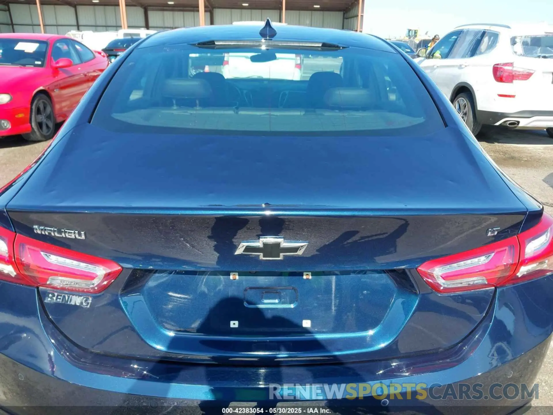 18 Photograph of a damaged car 1G1ZD5ST4KF128377 CHEVROLET MALIBU 2019