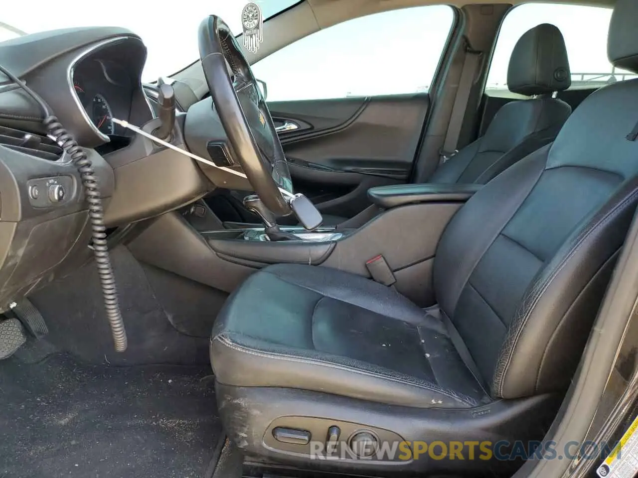 7 Photograph of a damaged car 1G1ZD5ST4KF133465 CHEVROLET MALIBU 2019