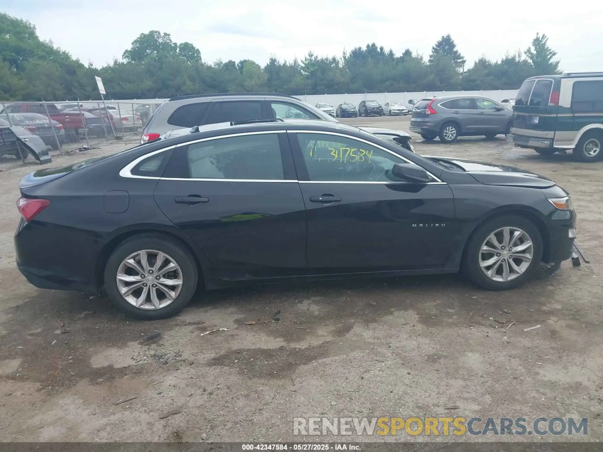 13 Photograph of a damaged car 1G1ZD5ST4KF139217 CHEVROLET MALIBU 2019