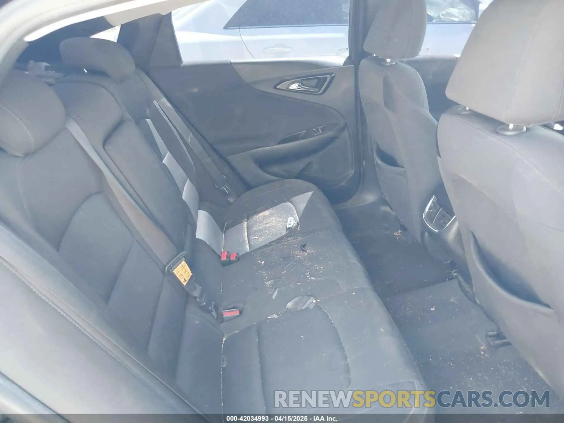 8 Photograph of a damaged car 1G1ZD5ST4KF155367 CHEVROLET MALIBU 2019
